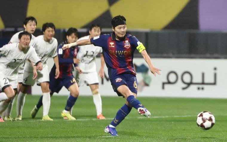 South Korean football referee faces hearing over ‘period’ insult
