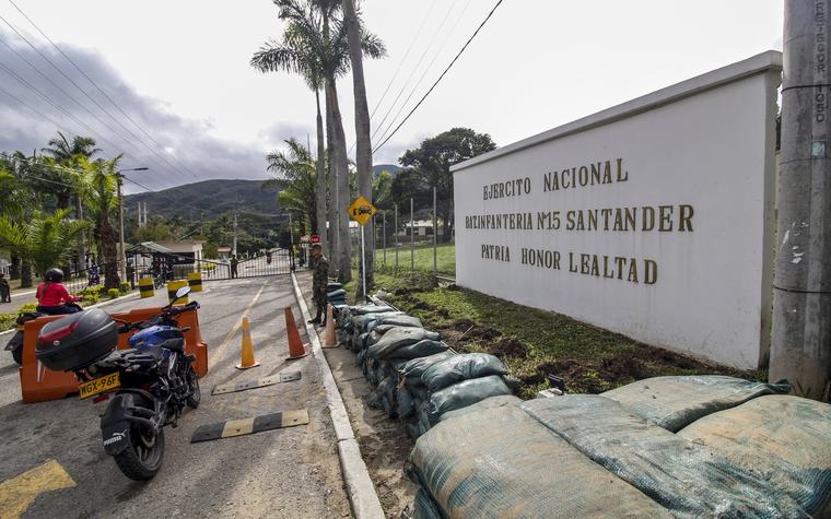 Guerrilla drone attack kills 2 in Colombia