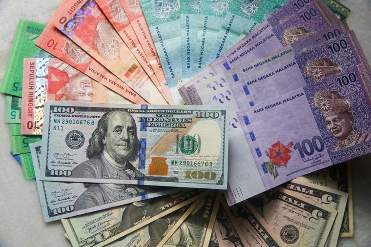 Ringgit ends marginally lower as strong US jobs data boosts dollar