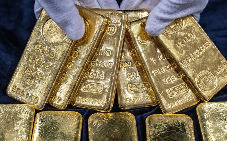 Dutch shift 86 tonnes of gold from US, Canada to UK