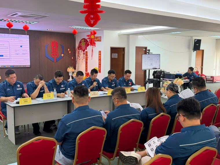 杨仁福：青年肩负责任 携手推动发展