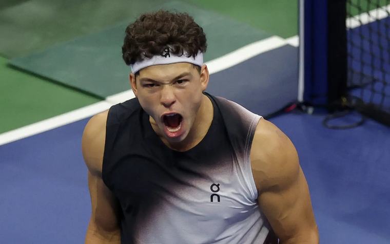 Shelton steams into US Open quarter-final clash with Alcaraz