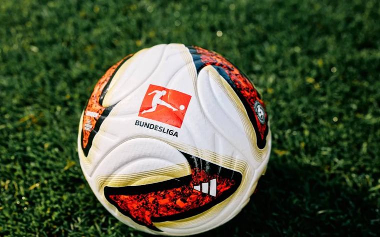 Bundesliga brings the band back together in Premier League’s shadow