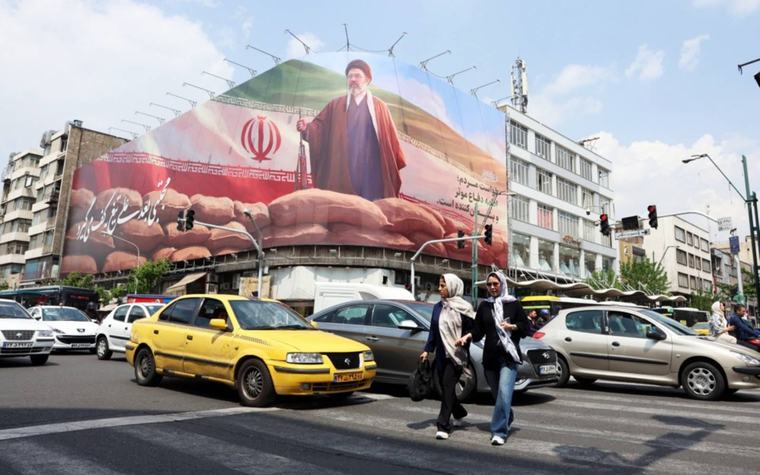 US pressure on Iran starting to tell, as sanctions and blockade bite