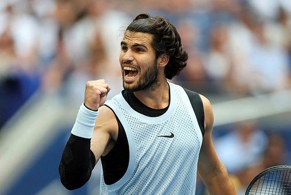 Alcaraz steps it up to reach US Open quarter-finals