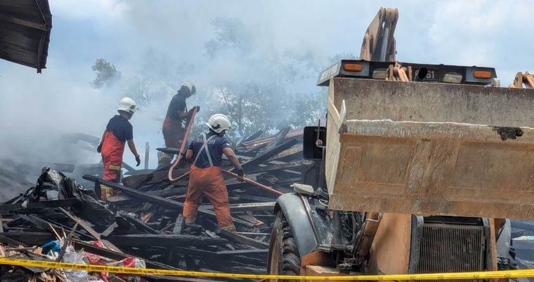 Lebih 14 jam padam kebakaran