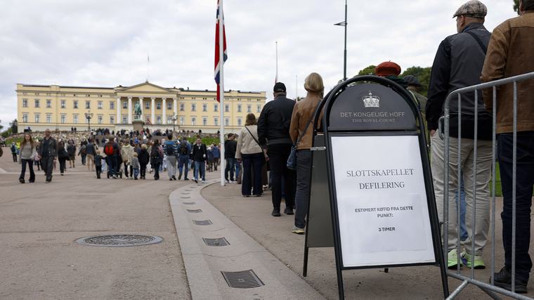 Putera William wakili Raja Charles III ke upacara pengebumian Raja Harald V di Norway