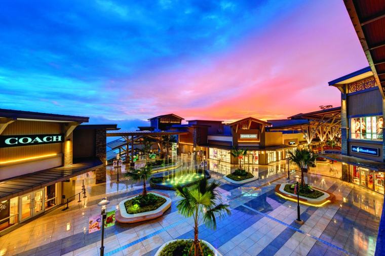 Nikmati penjimatan 4 hari sempena ulang tahun ke-15 PremiumÂ Outlets Malaysia... Pelanggan berpeluang memenangi pakej percutianÂ ke Seoul, Shanghai