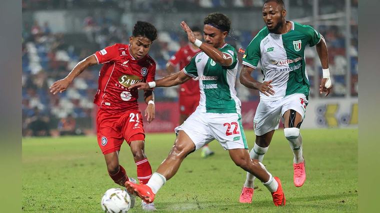 Dua ledakan Mujagic bantu Kuching City kuasai 'Borneo Derby' di Likas