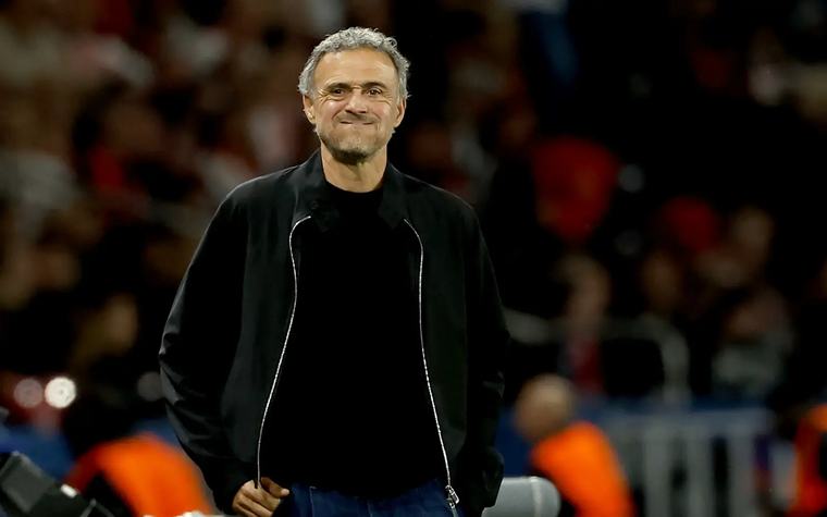 Enrique extends contract as PSG coach until 2030